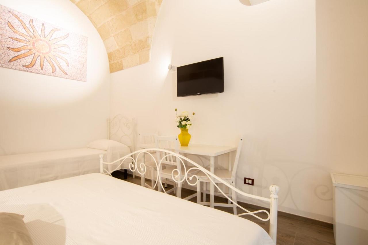 Sun House Rooms Polignano a Mare Esterno foto